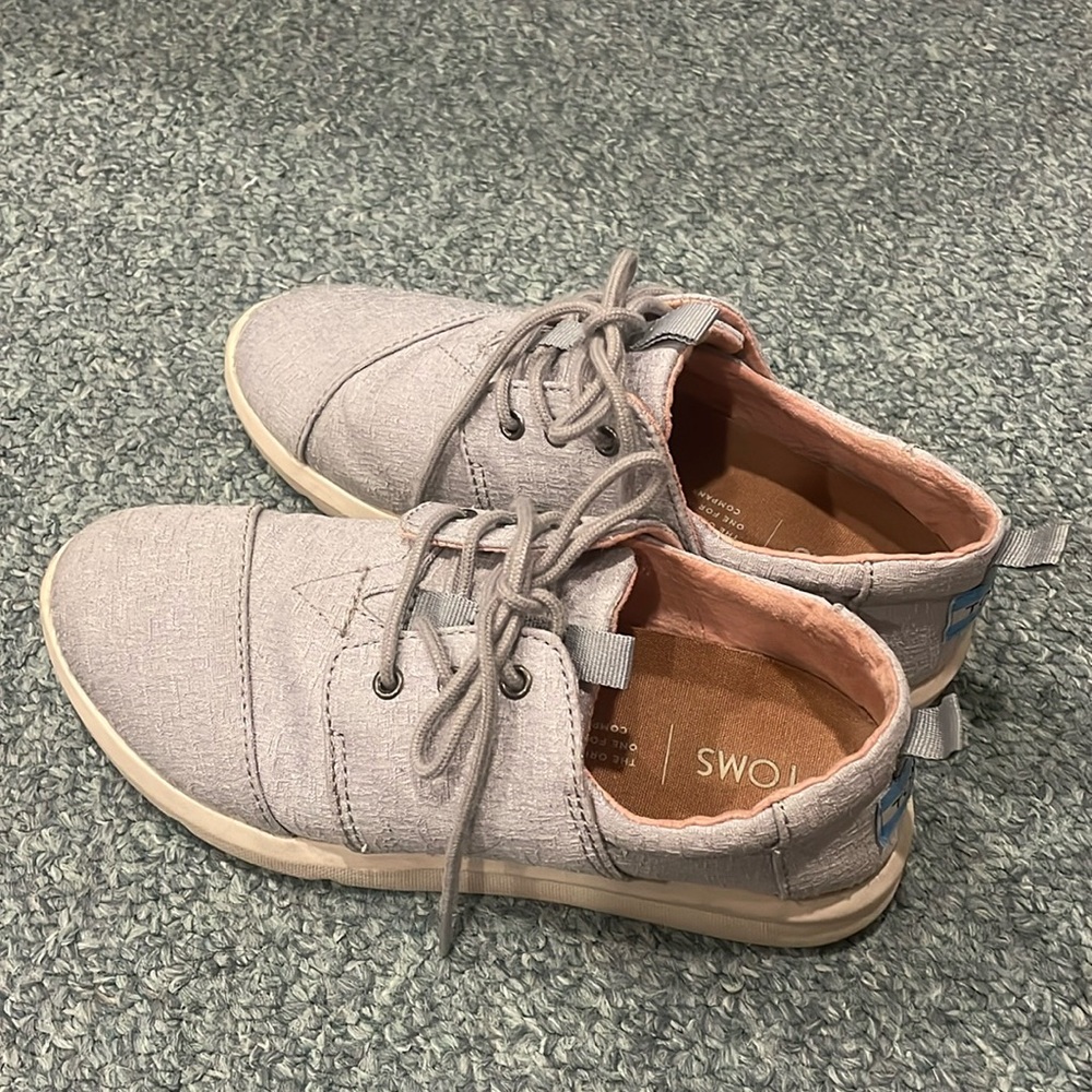 Light Blue/Grey Toms
